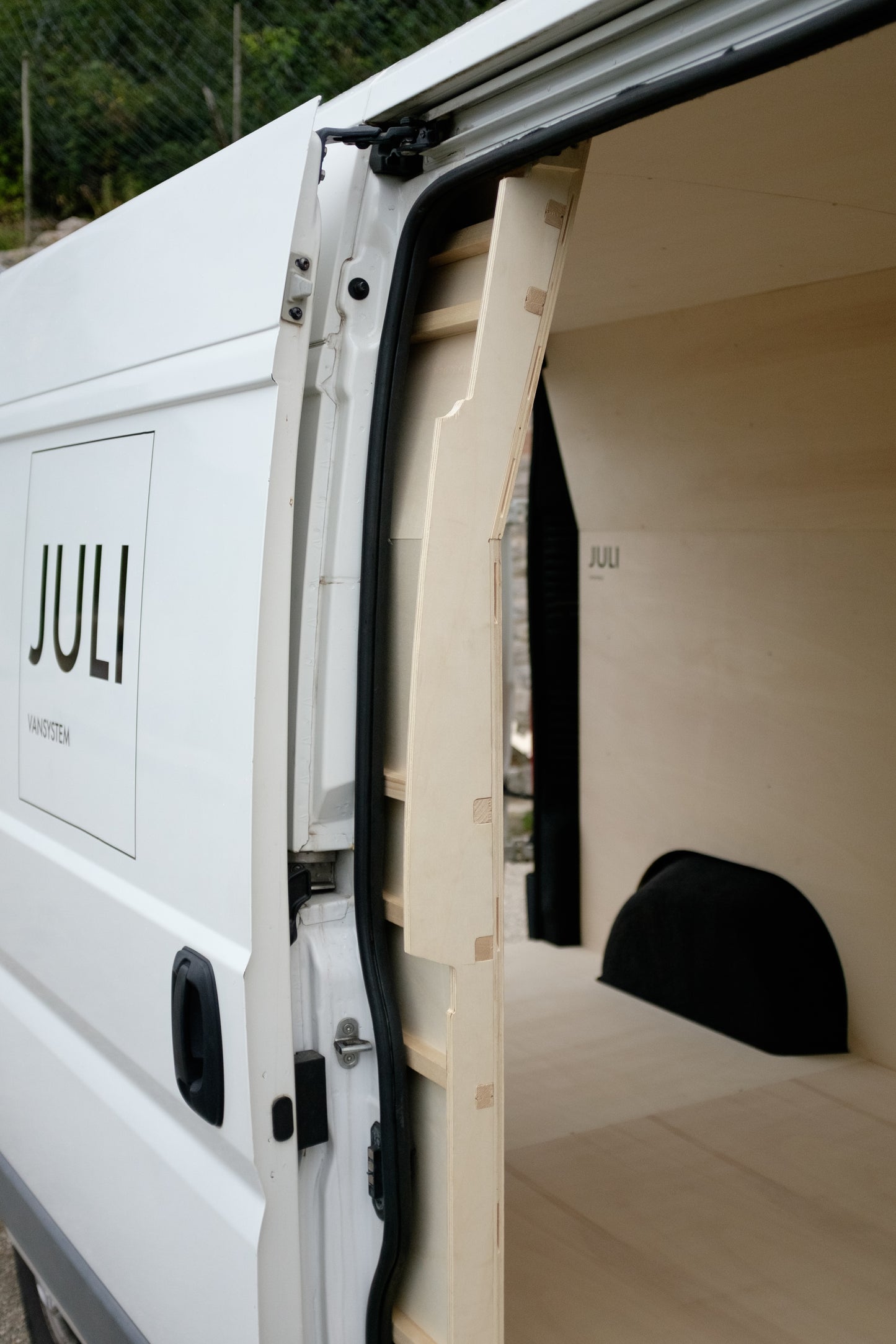 Conversion system - for FIAT Ducato or equivalent